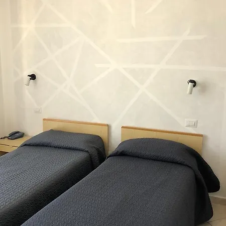 Solidago Hotel